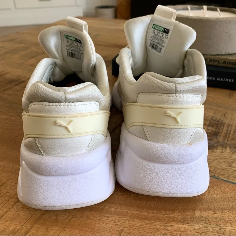 Puma Nova GRL BOSS Women’s Sneakers Size 8 Color Marshmallow